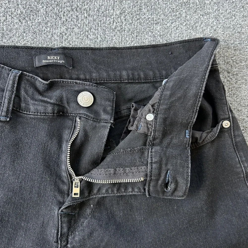 True Religion Ricky Relaxed Straight Jeans‎ Mens 34x33 Black Stretch Denim Logo